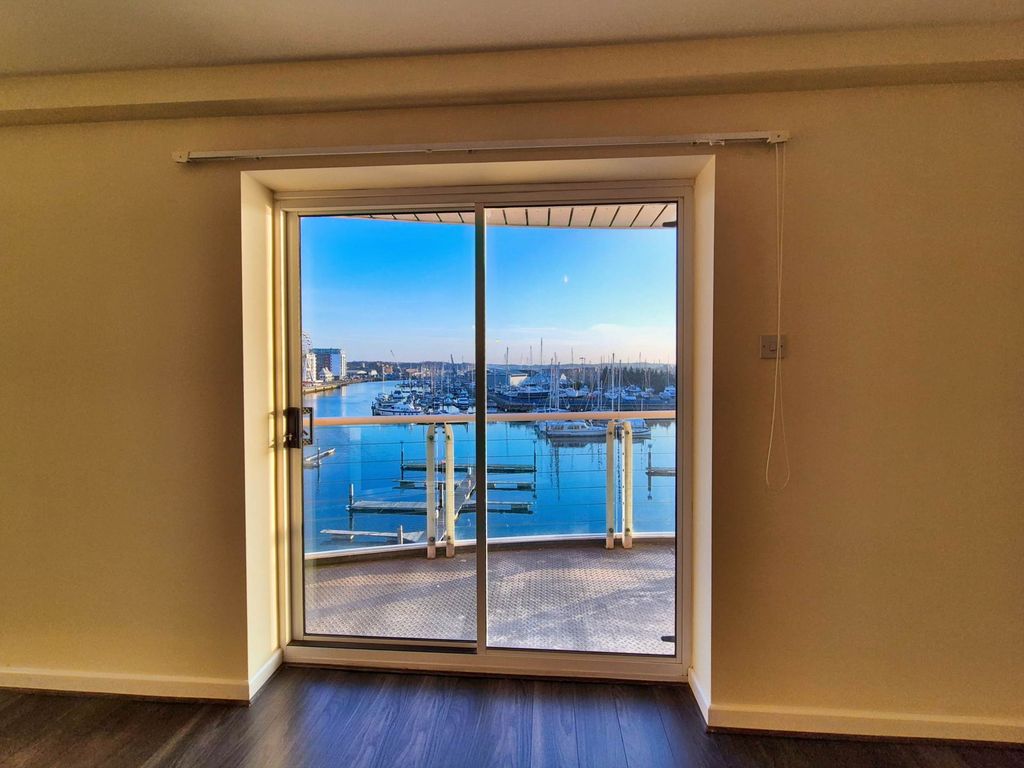 Additional image 5 of 4 bed penthouse for saleNeptune Square, Ipswich IP4