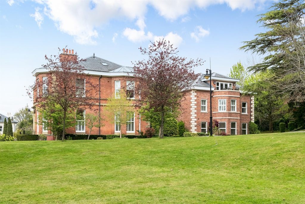 Additional image 2 of 2 bed flat for saleBarnfield House, St Hilarys Park, Alderley Edge SK9