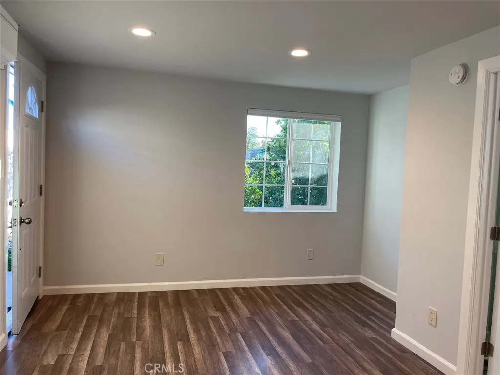 Additional image 16 of 18927 Erwin Street, Tarzana, CA 91335