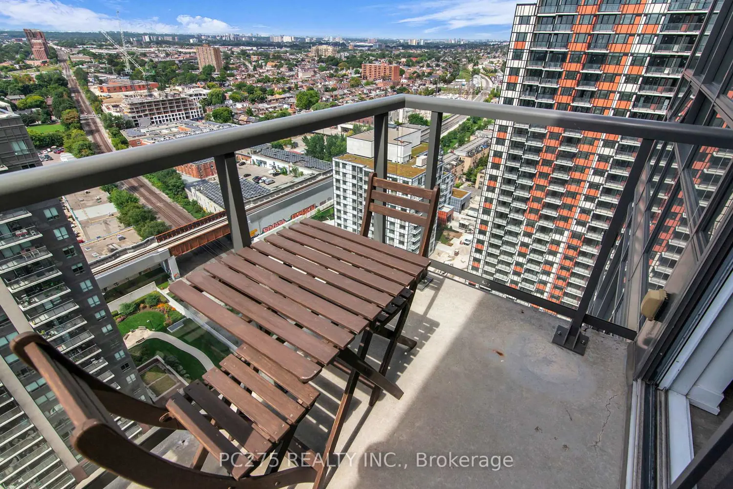 Additional image 8 of 1410 Dupont Street 2708