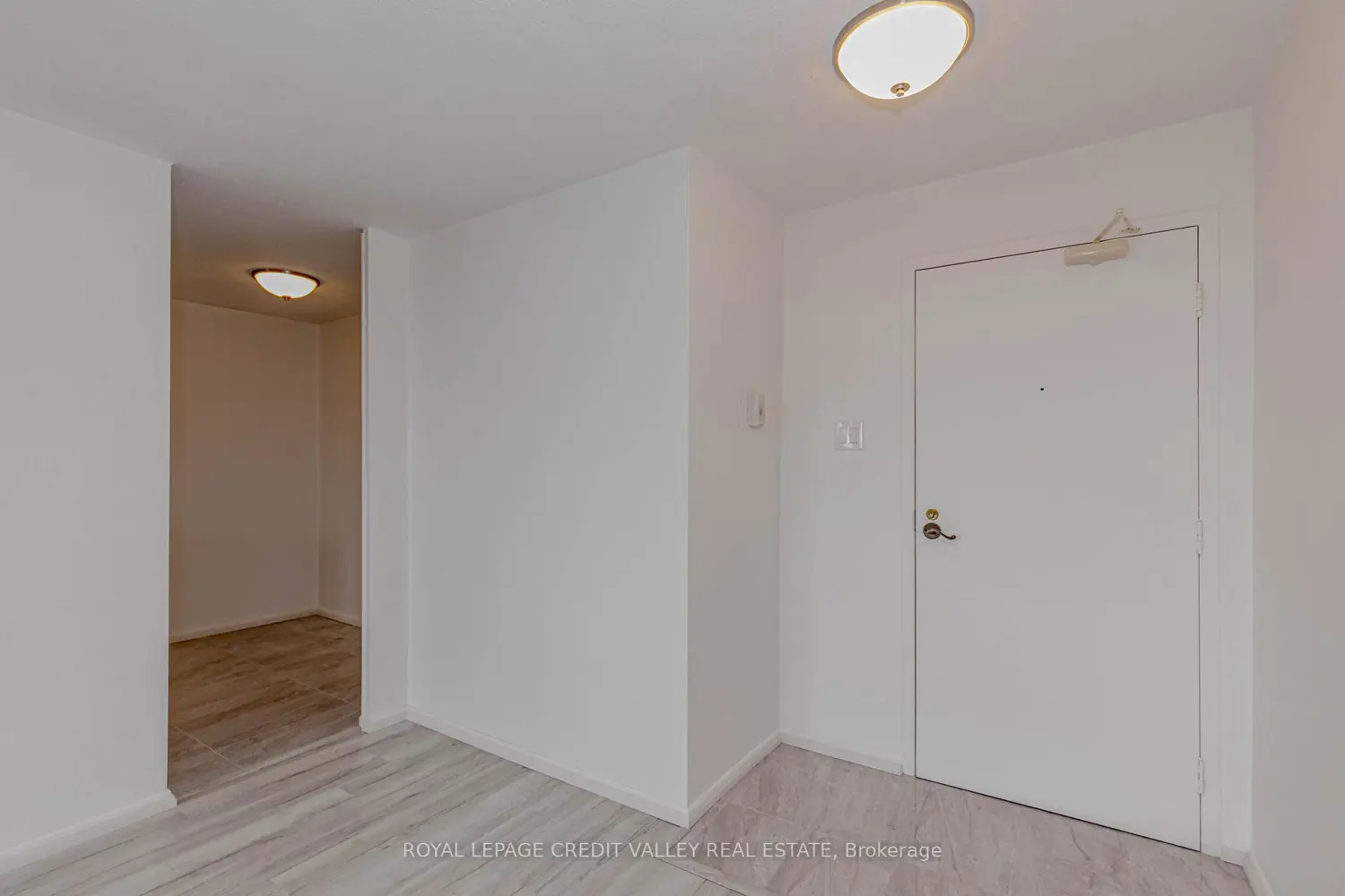 Additional image 4 of 3120 Kirwin Avenue 501