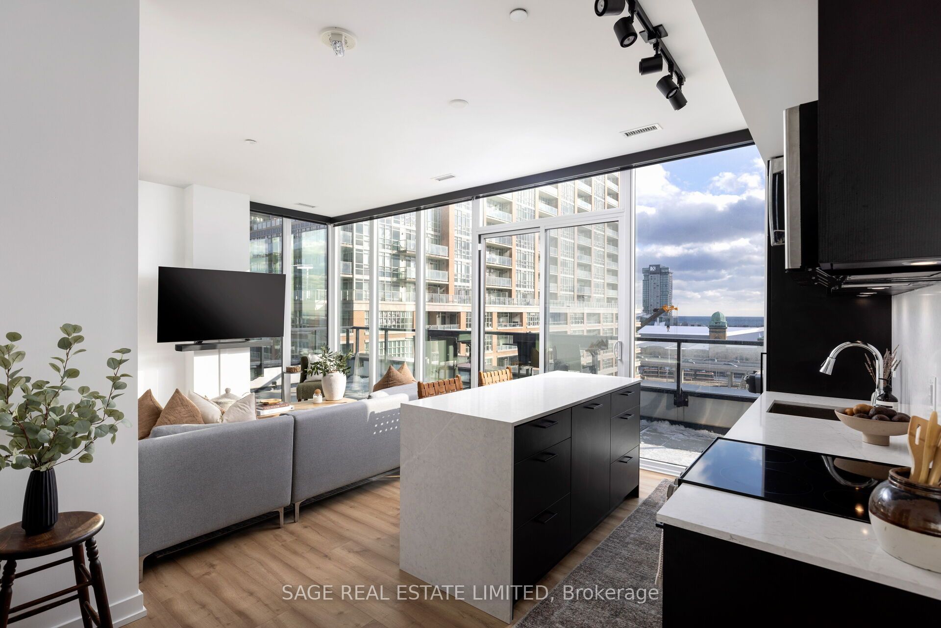 Additional image 3 of 715-135 East Liberty Street, Toronto, ON, M6K 0G7