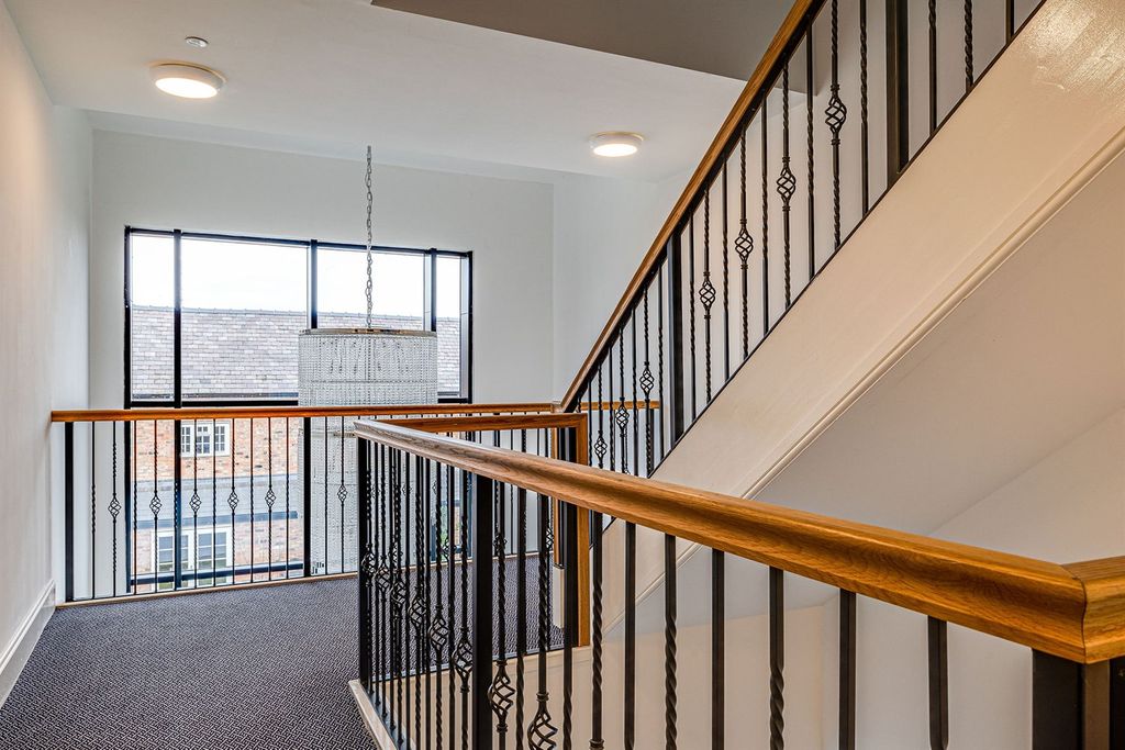 Additional image 4 of 3 bed flat for saleFerma Lane, Great Barrow CH3