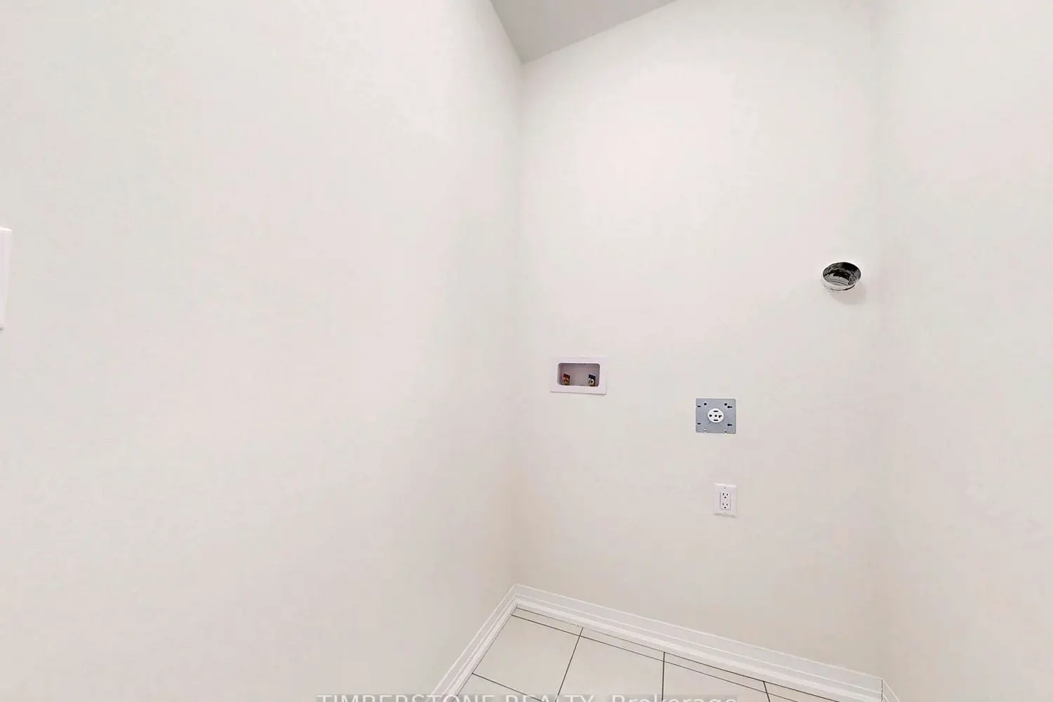 Additional image 19 of 3344 Sandalwood Road