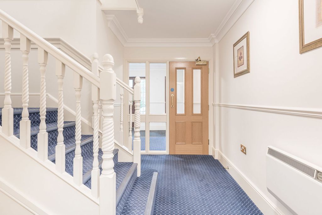 Additional image 8 of 2 bed flat for saleSt. Johns Hill, Shenstone, Lichfield WS14