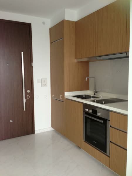 18 Spottiswoode Park Road