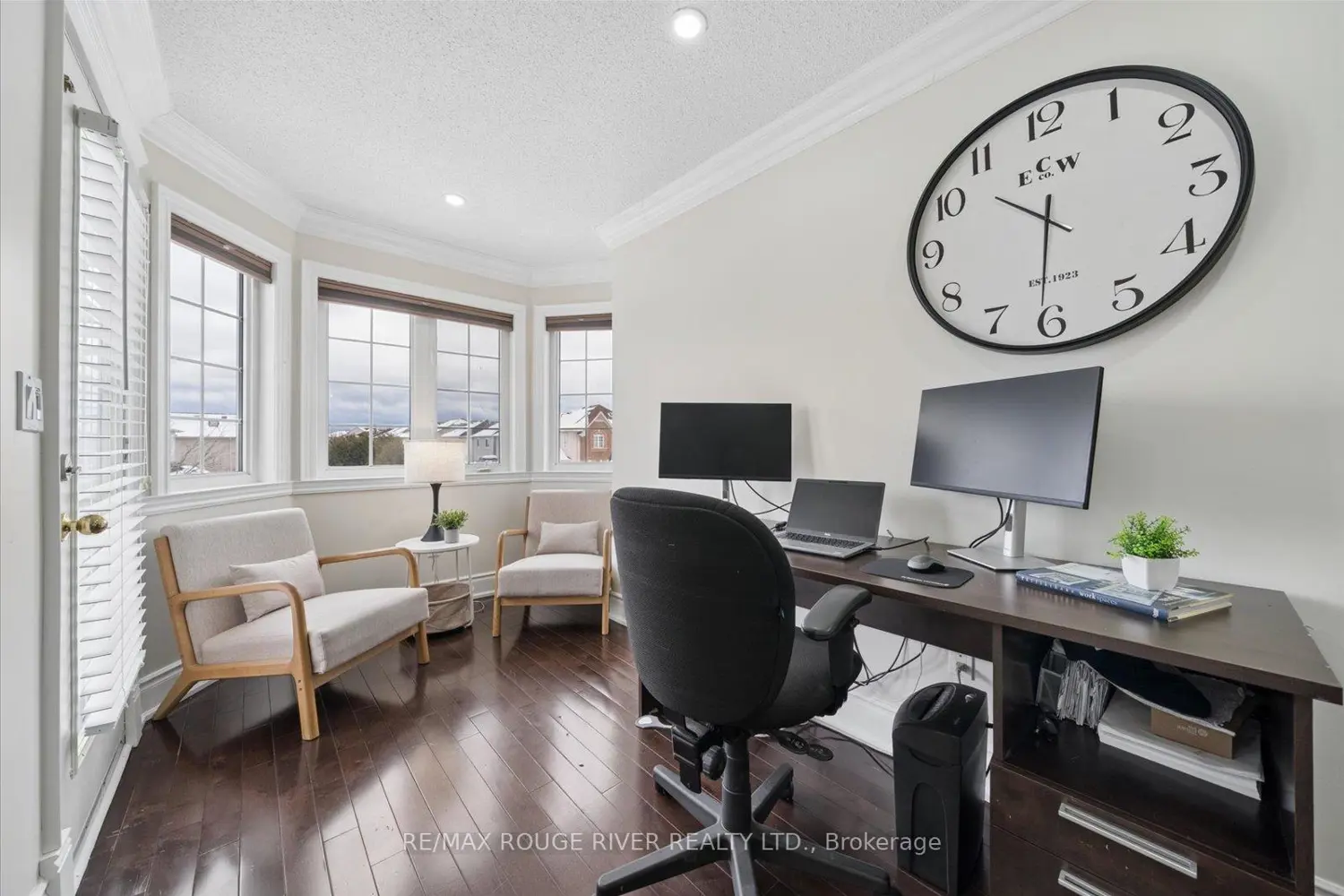 Additional image 16 of 58 Bons Avenue