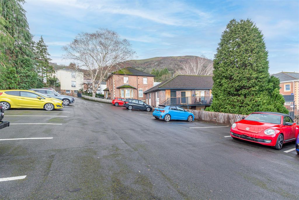 Additional image 12 of 2 bed flat for saleBrunel House, Malvern WR14