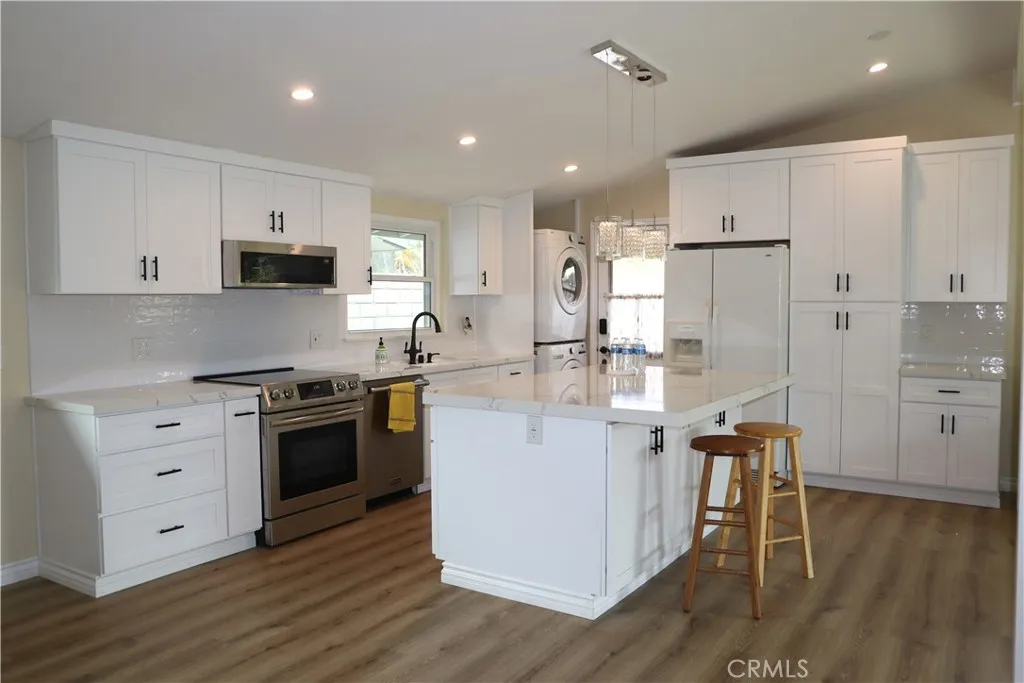 Additional image 11 of 456 Elmhurst Lane, Costa Mesa, CA 92626