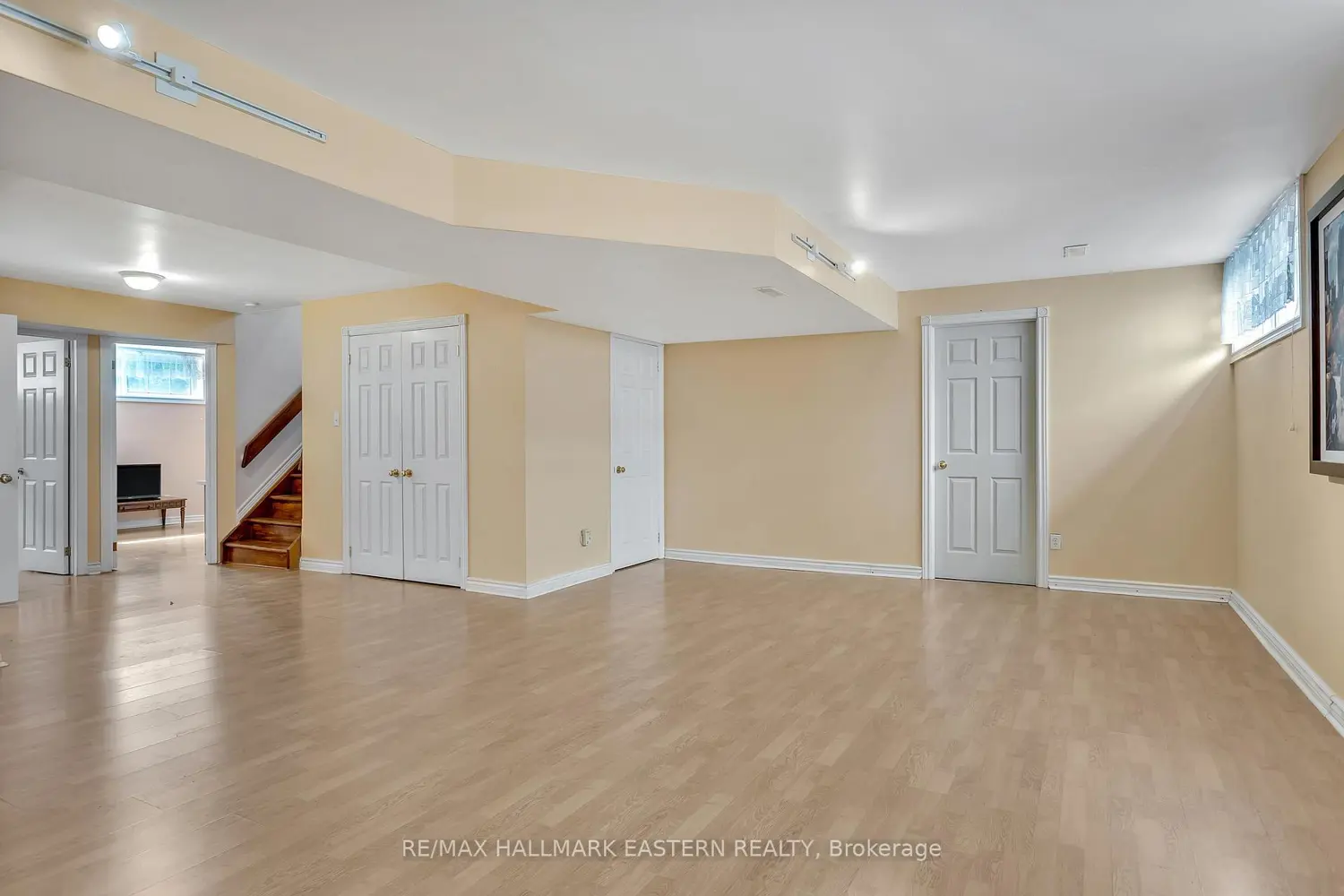 Additional image 10 of 75 Oxford Street