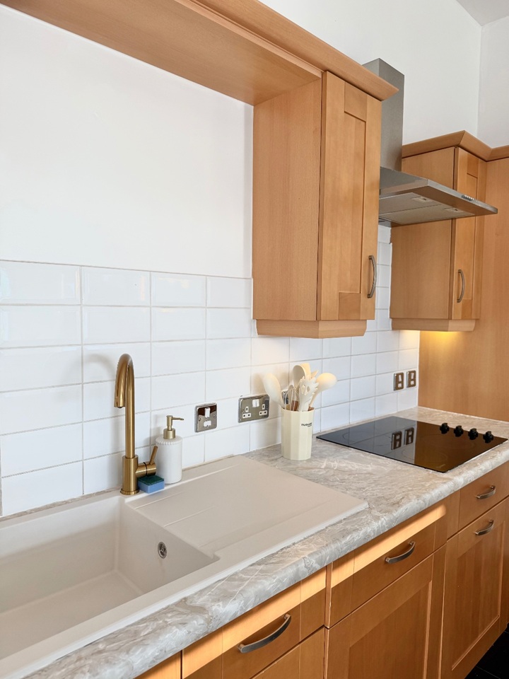 Additional image 10 of 2 Bed Penthouse, Broderick Court, LS1, N1 7GU