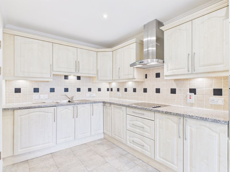 Additional image 10 of 2 bed flat for saleHafan Tywi, The Parade, Carmarthen SA31