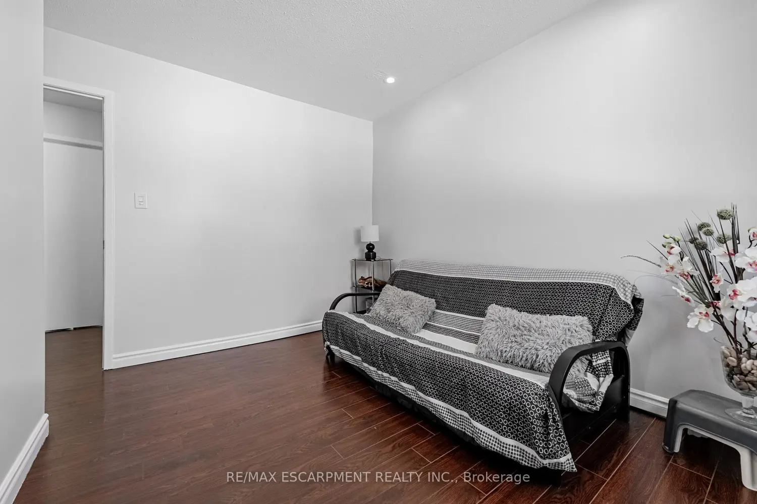 Additional image 14 of 6650 Falconer Drive 19