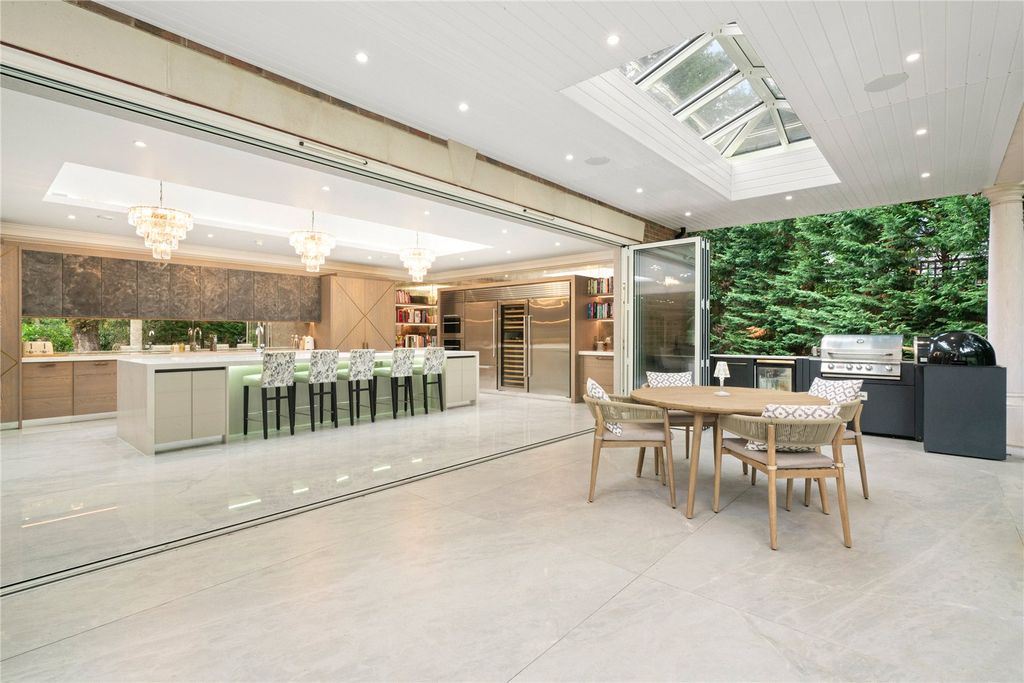 Additional image 8 of 6 bed detached house for saleHeathfield Avenue, Sunninghill, Berkshire SL5