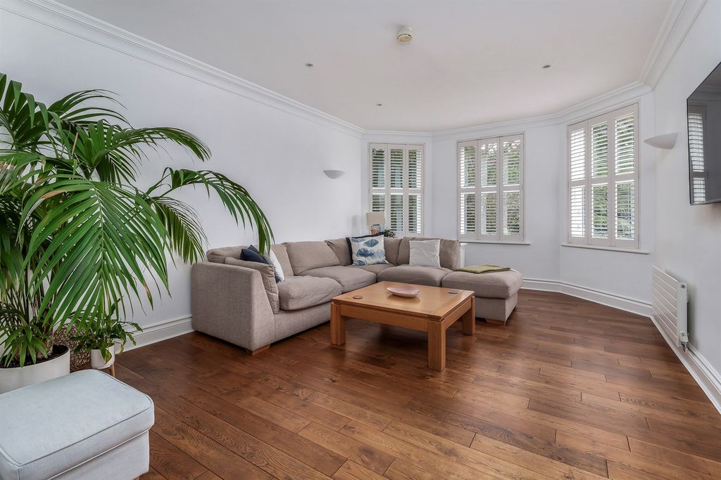 Additional image 4 of 2 bed flat for saleBarnfield House, St Hilarys Park, Alderley Edge SK9