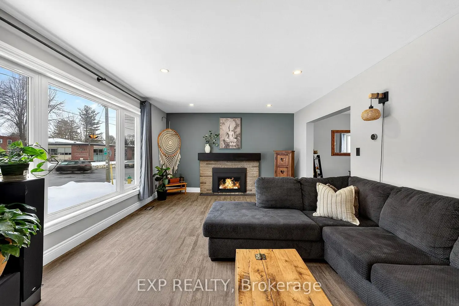 Additional image 5 of 266 Bleecker Avenue