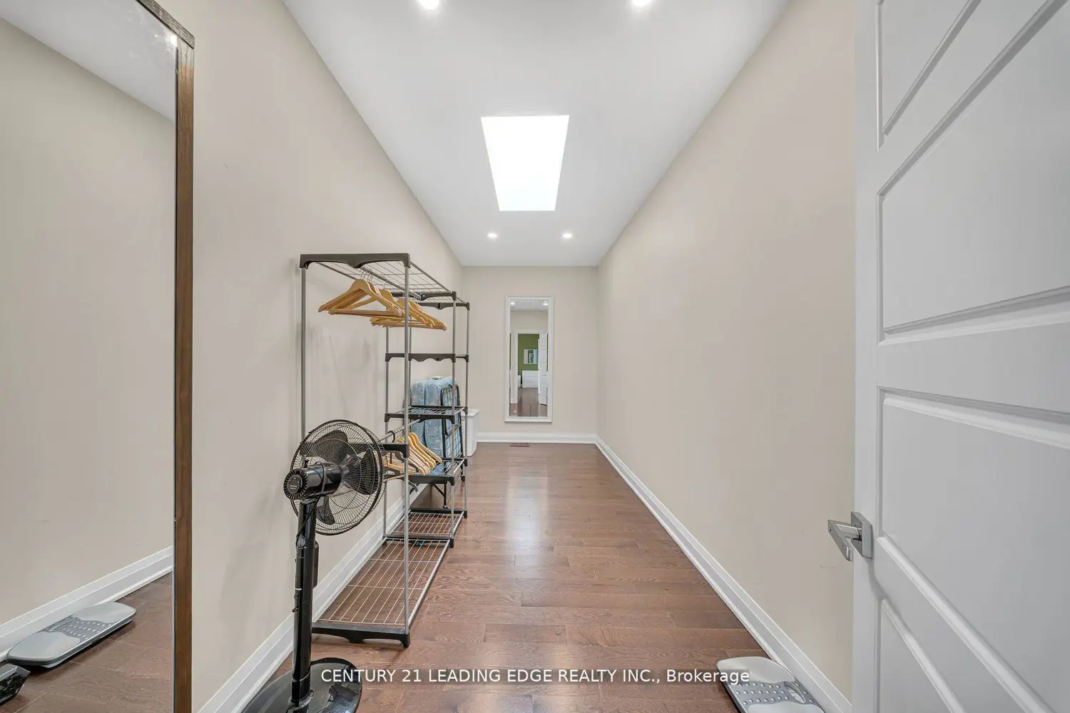 Additional image 11 of 736 Hillview Crescent