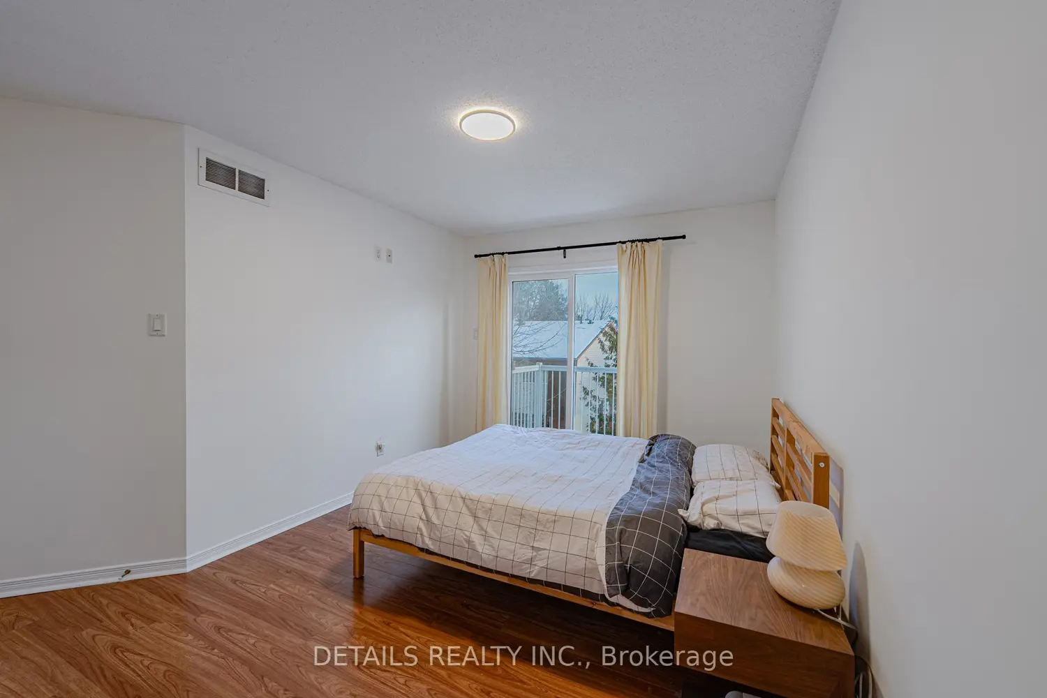 Additional image 12 of 376 Wiffen Private 20