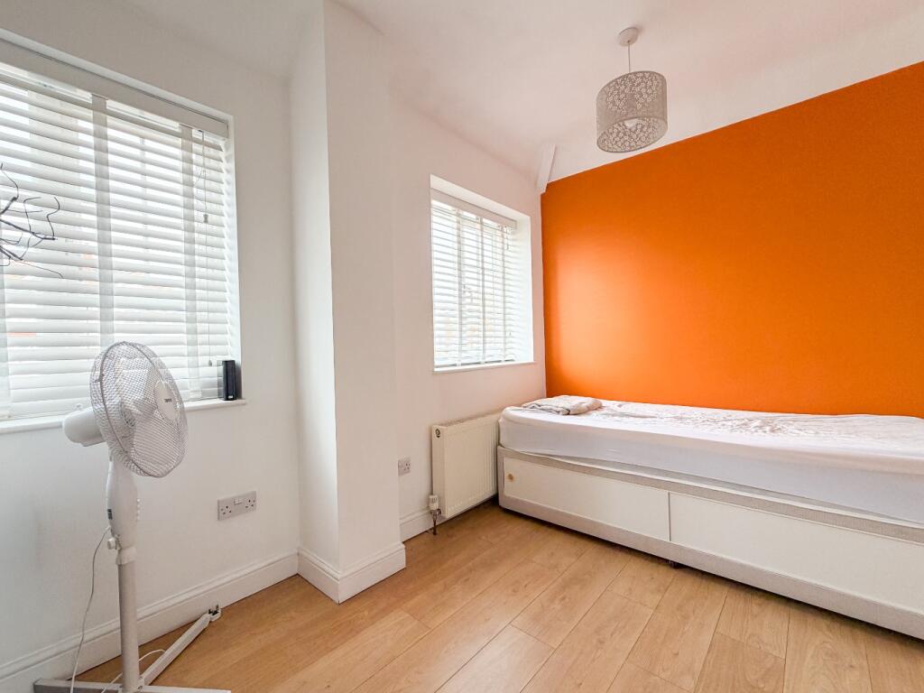 Additional image 12 of Birmingham, West Midlands, B26