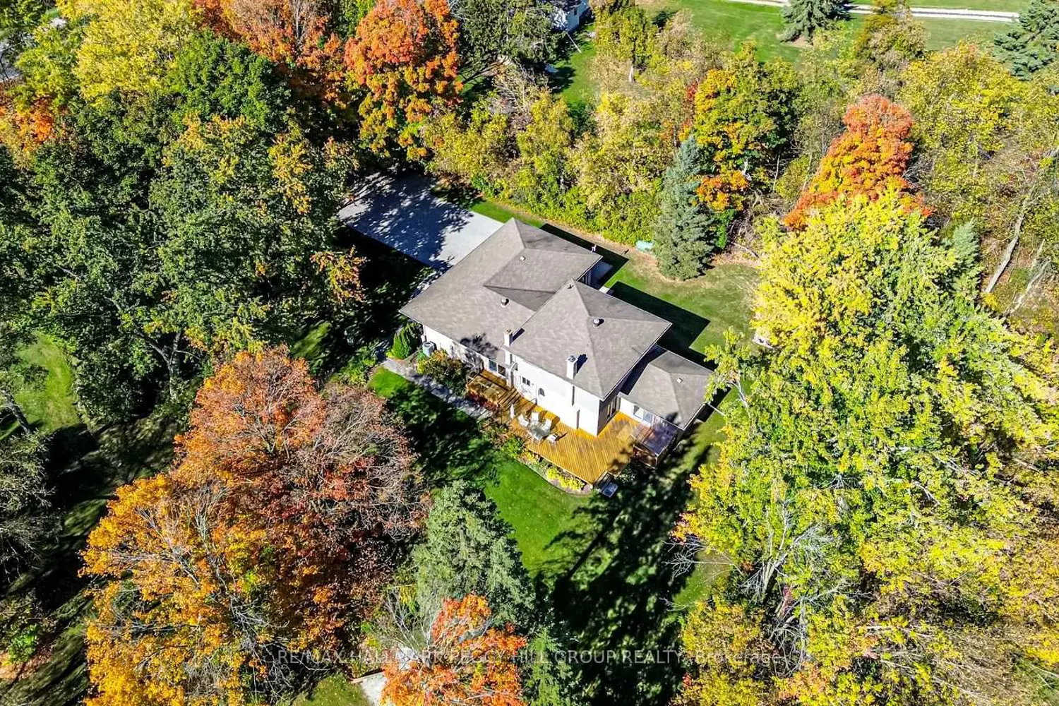 Additional image 16 of 5853 Yonge Street