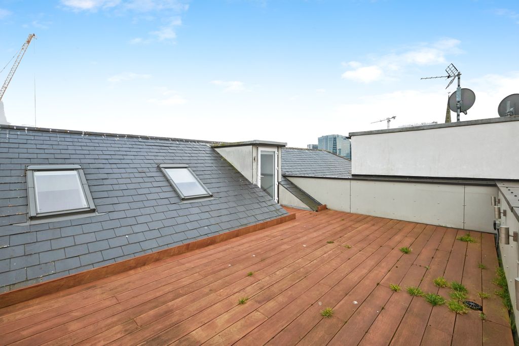 Additional image 2 of 2 bed flat for saleCaroline Street, Birmingham B3