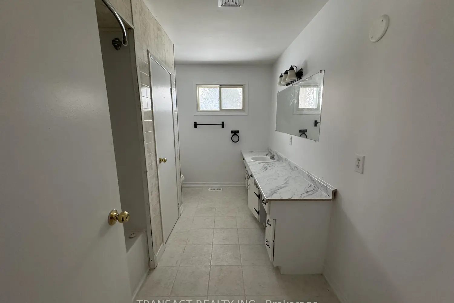 Additional image 7 of 44 Roth Street