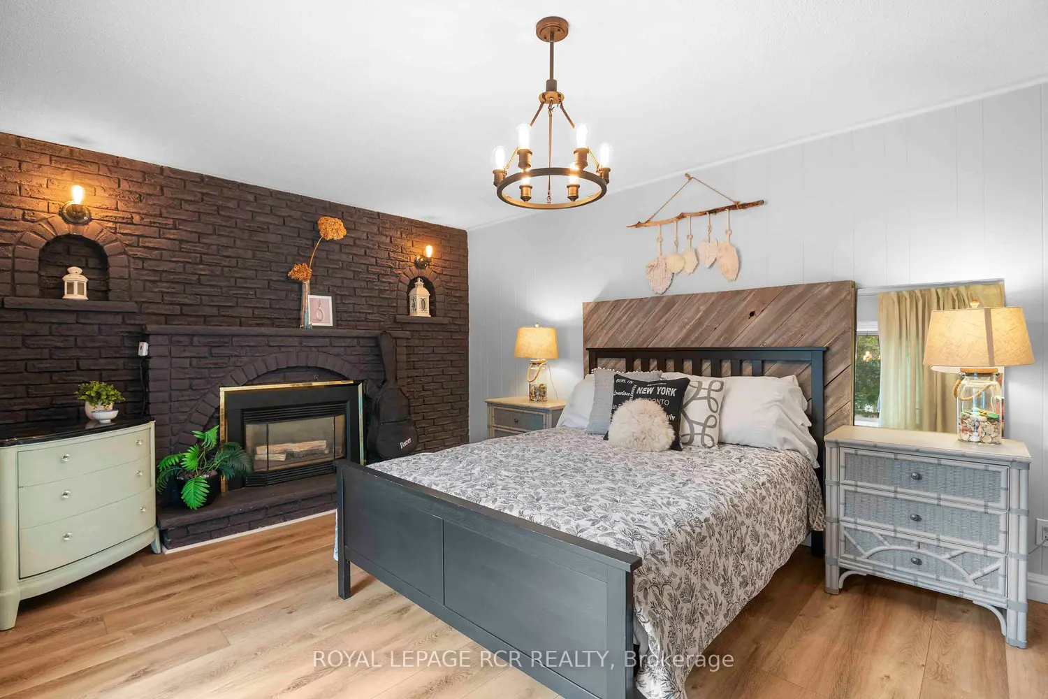 Additional image 7 of 18 Spruyt Avenue