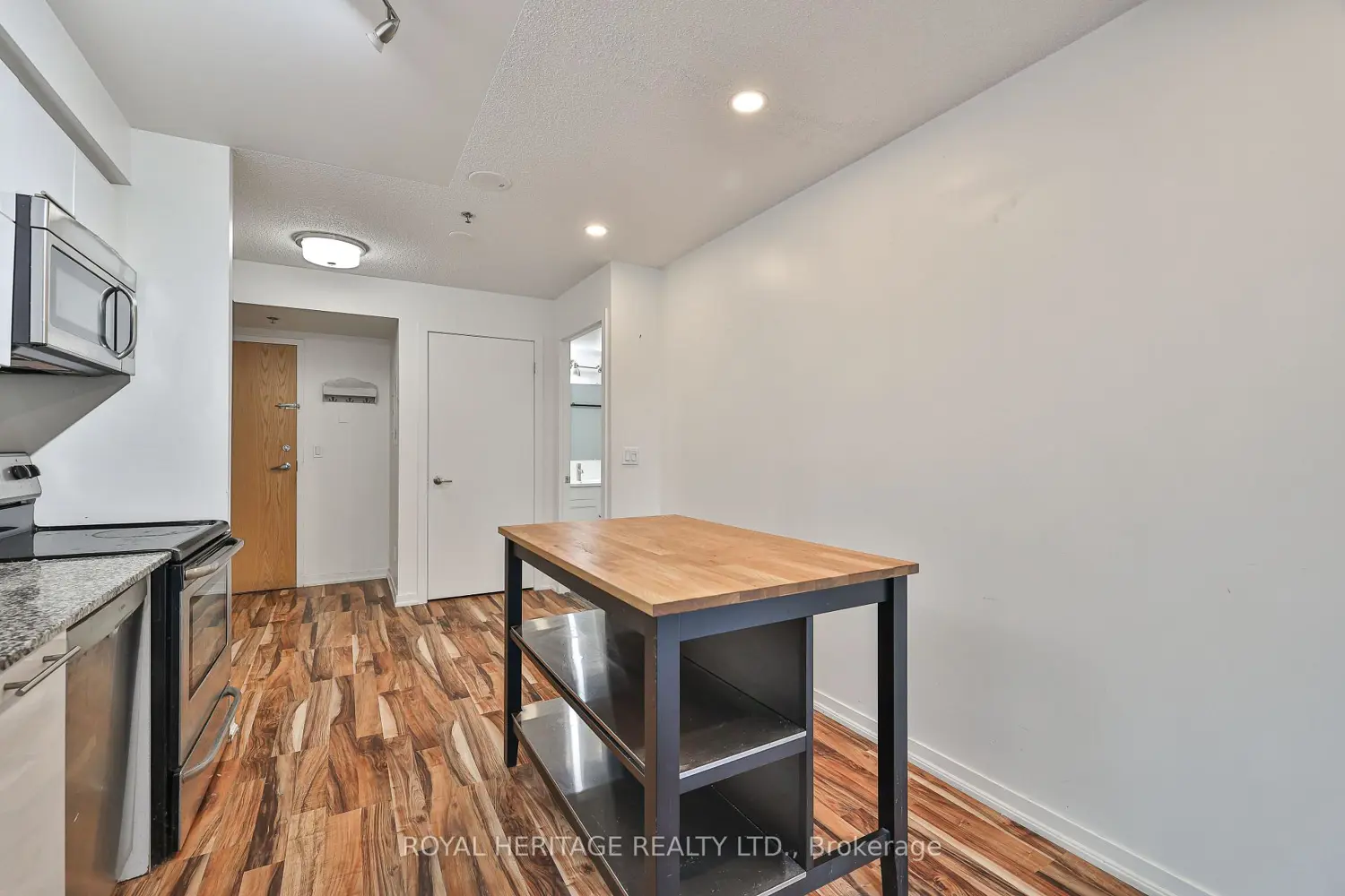 Additional image 3 of 38 Joe Shuster Way 104, Toronto
