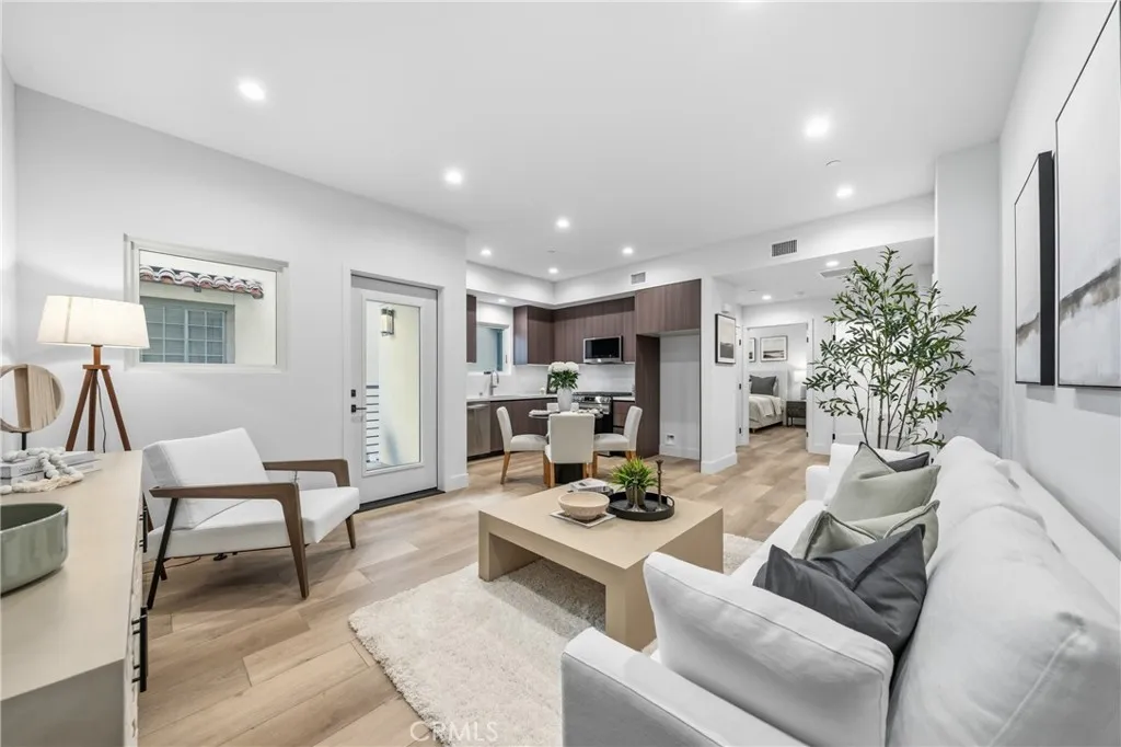 Additional image 19 of 150 Oak Knoll Ave Unit 103, Pasadena, CA 91101