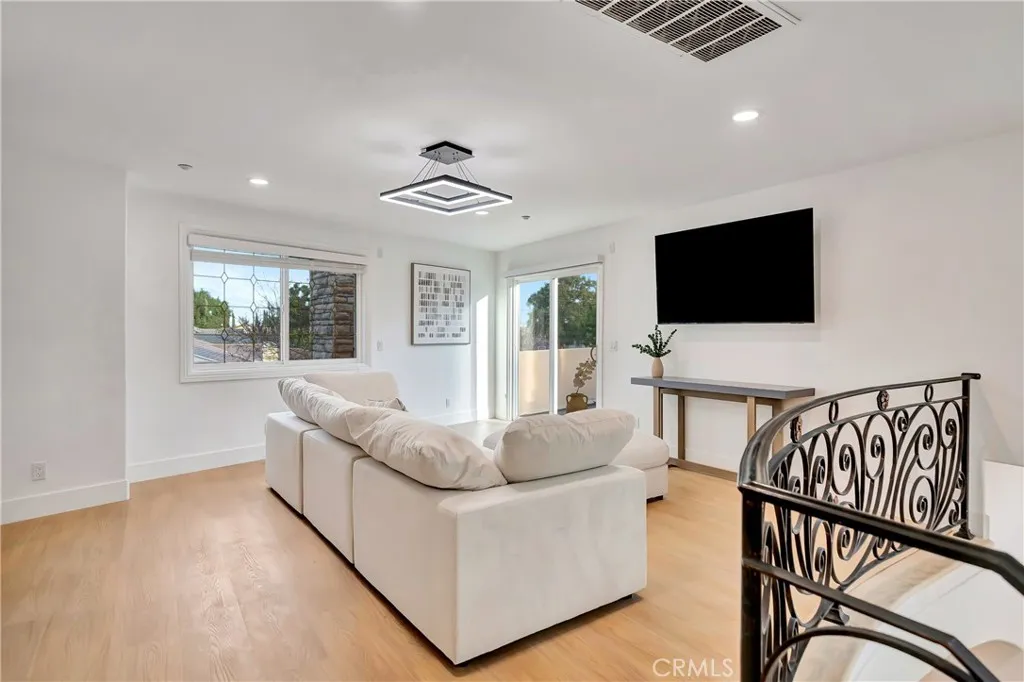 Additional image 22 of 661 W Lemon Avenue, Arcadia, CA 91007