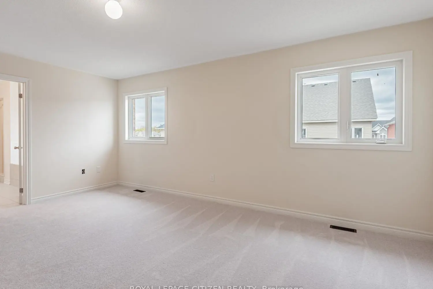 Additional image 10 of 4 Heather Fullerton Road