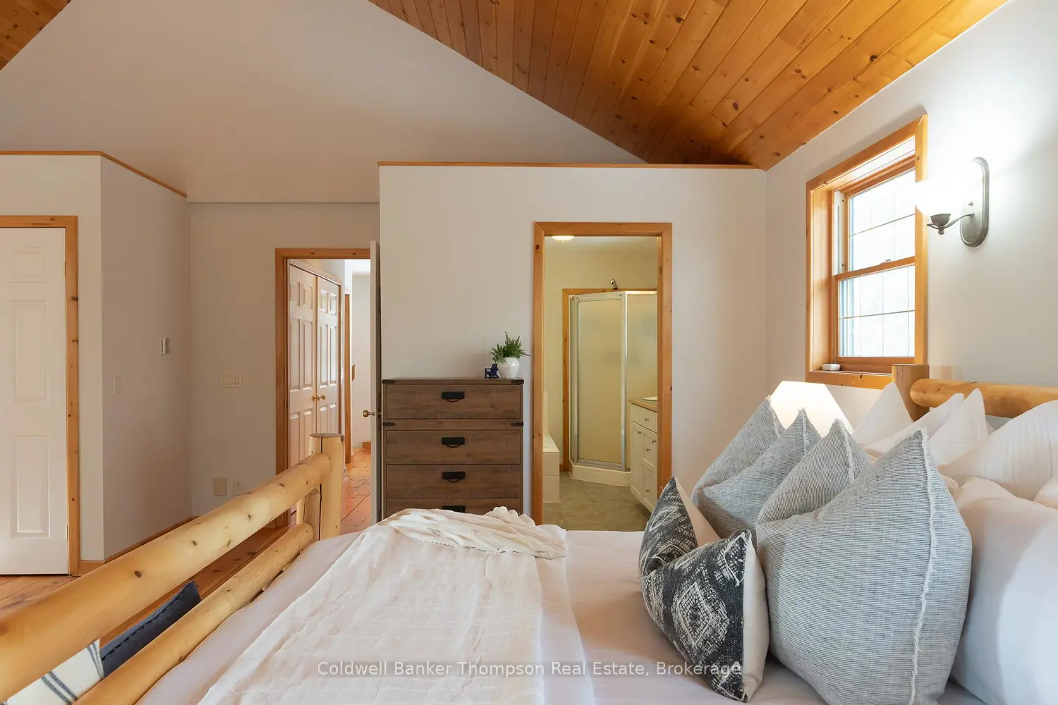 Additional image 12 of 48 Shellwood Shores Avenue