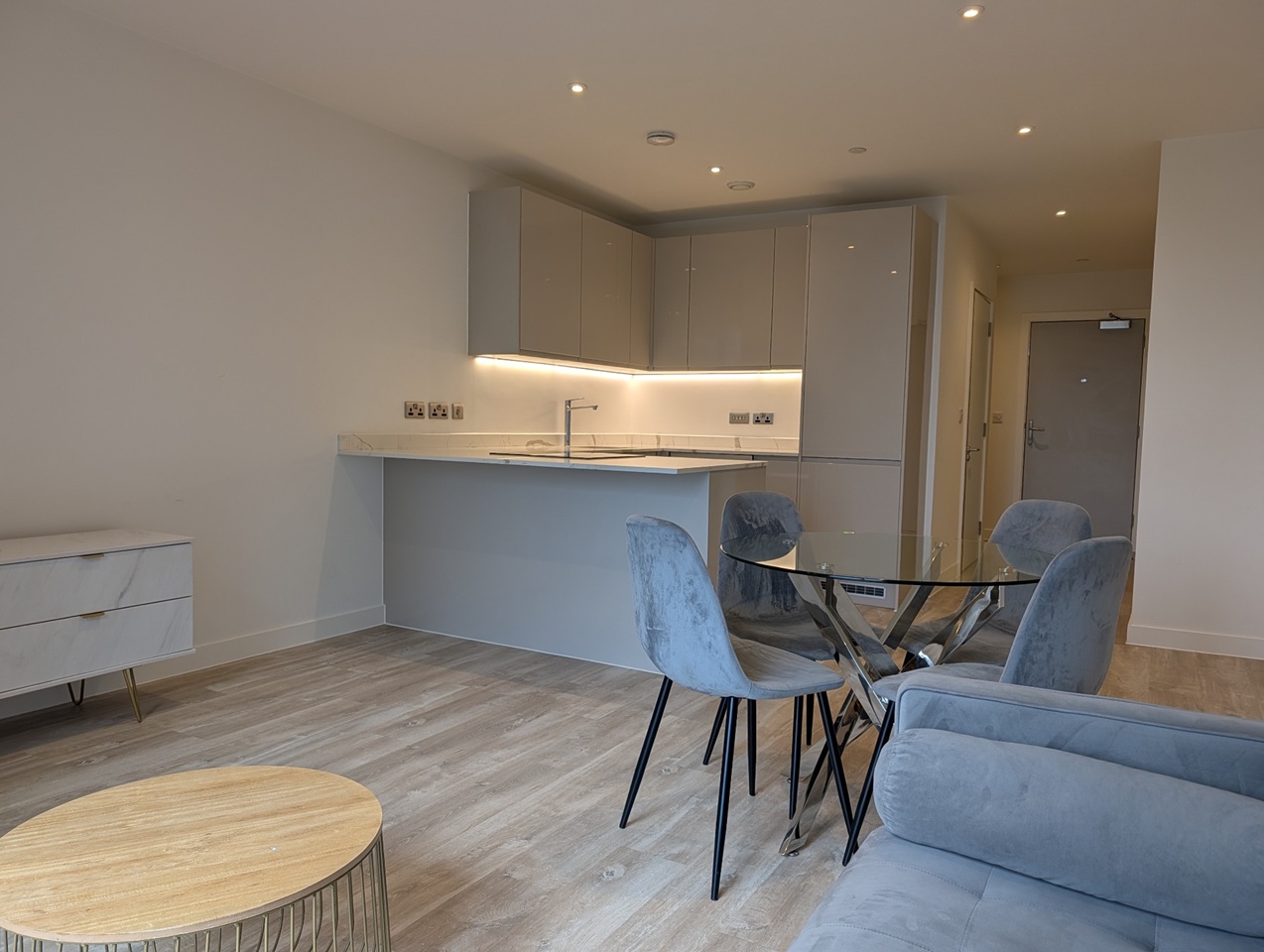 Additional image 5 of 1 Bed Flat, Queen Way, M3, N1 7GU