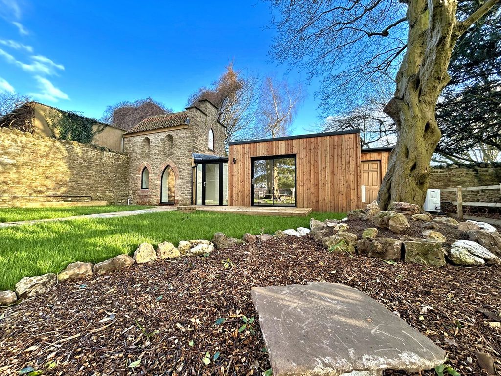 Additional image 10 of 1 bed property for saleHigh Street, Thornbury BS35