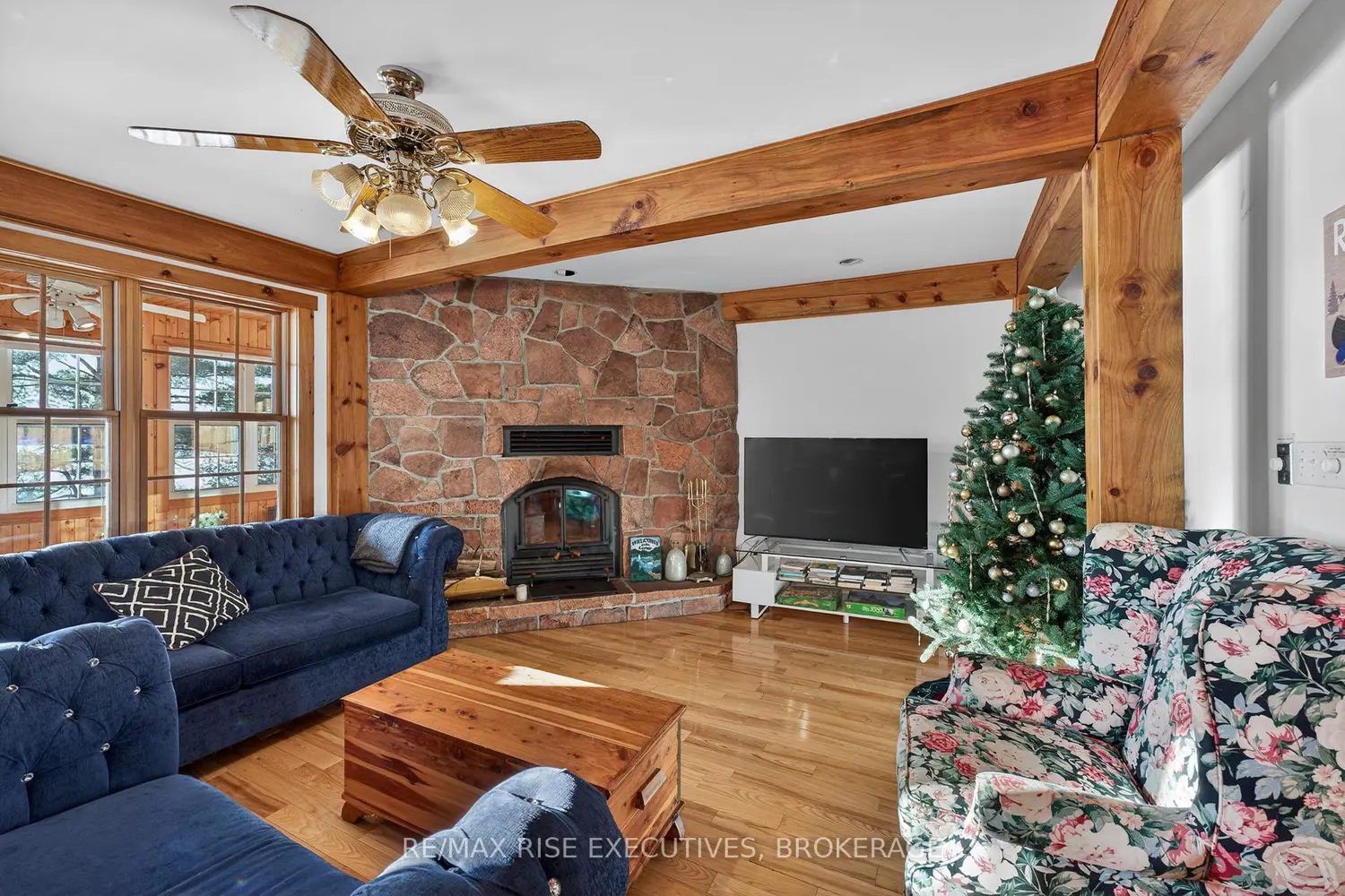 Additional image 4 of 1093B Two Loon Lane