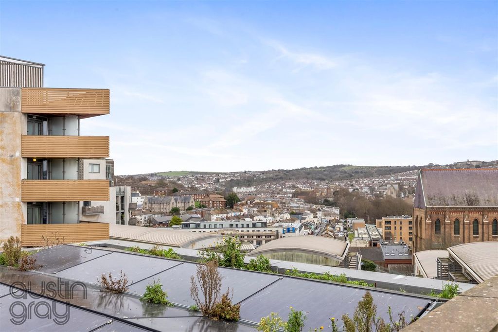 Additional image 19 of 3 bed flat for saleEmbankment House, Fleet Street, Brighton BN1