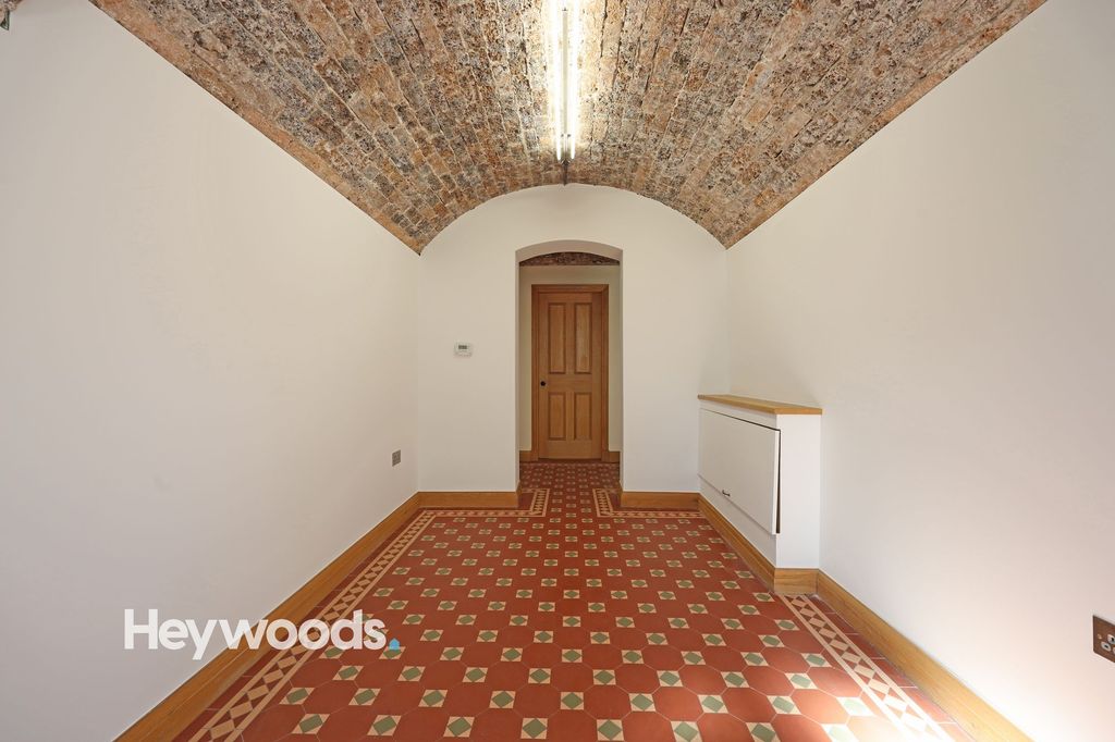 Additional image 5 of 2 bed flat for saleMaple Court, Sidmouth Avenue, Newcastle Under Lyme ST5