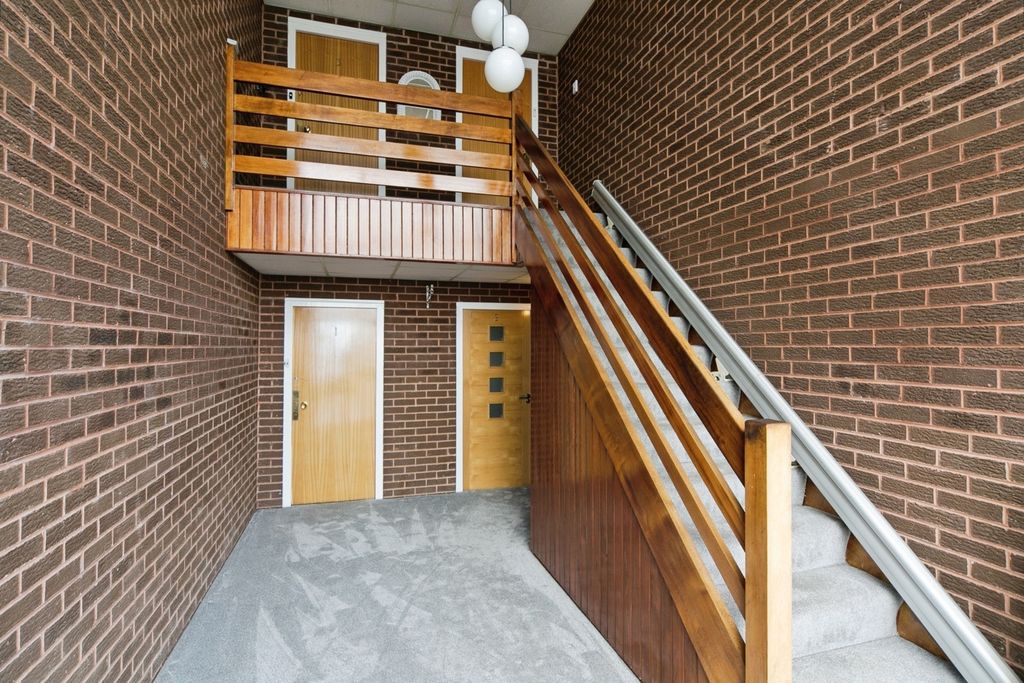 Additional image 16 of 2 bed flat for saleRhos Promenade, Rhos On Sea, Colwyn Bay, Conwy LL28