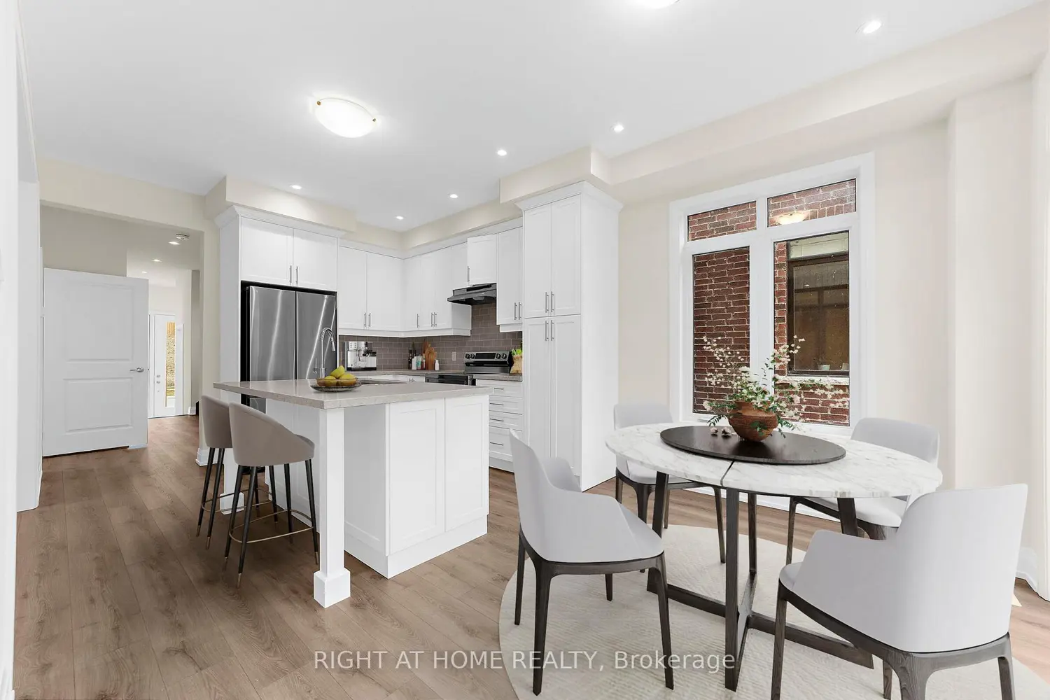 Additional image 4 of 33 Calypso Avenue