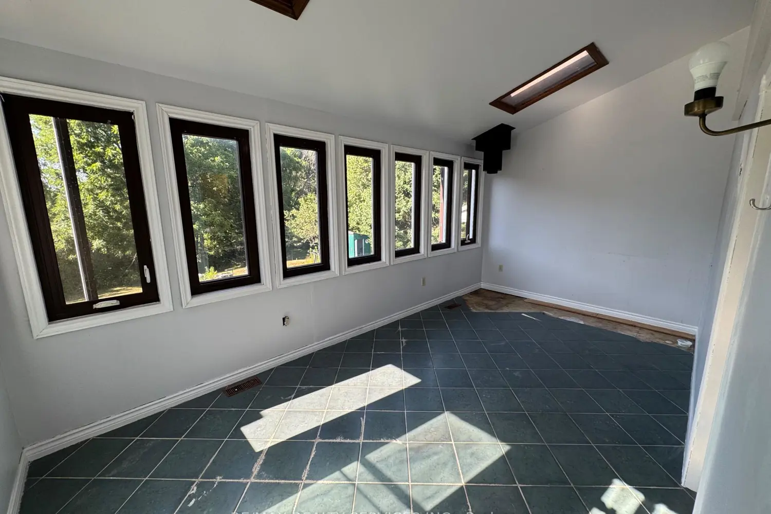 Additional image 10 of 168 Hummingbird Hill Road