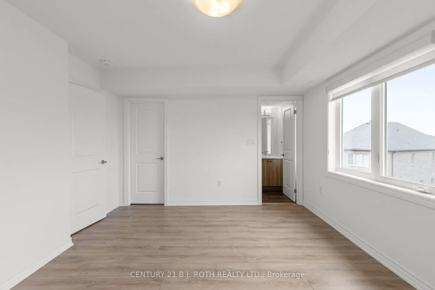 Additional image 18 of 23 Hay Lane 4