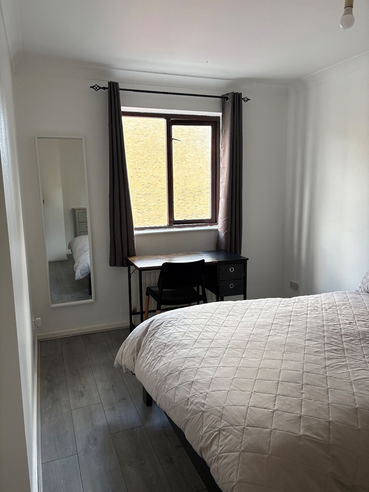 Additional image 4 of Room in a Shared House, Lukin St, E1, N1 7GU