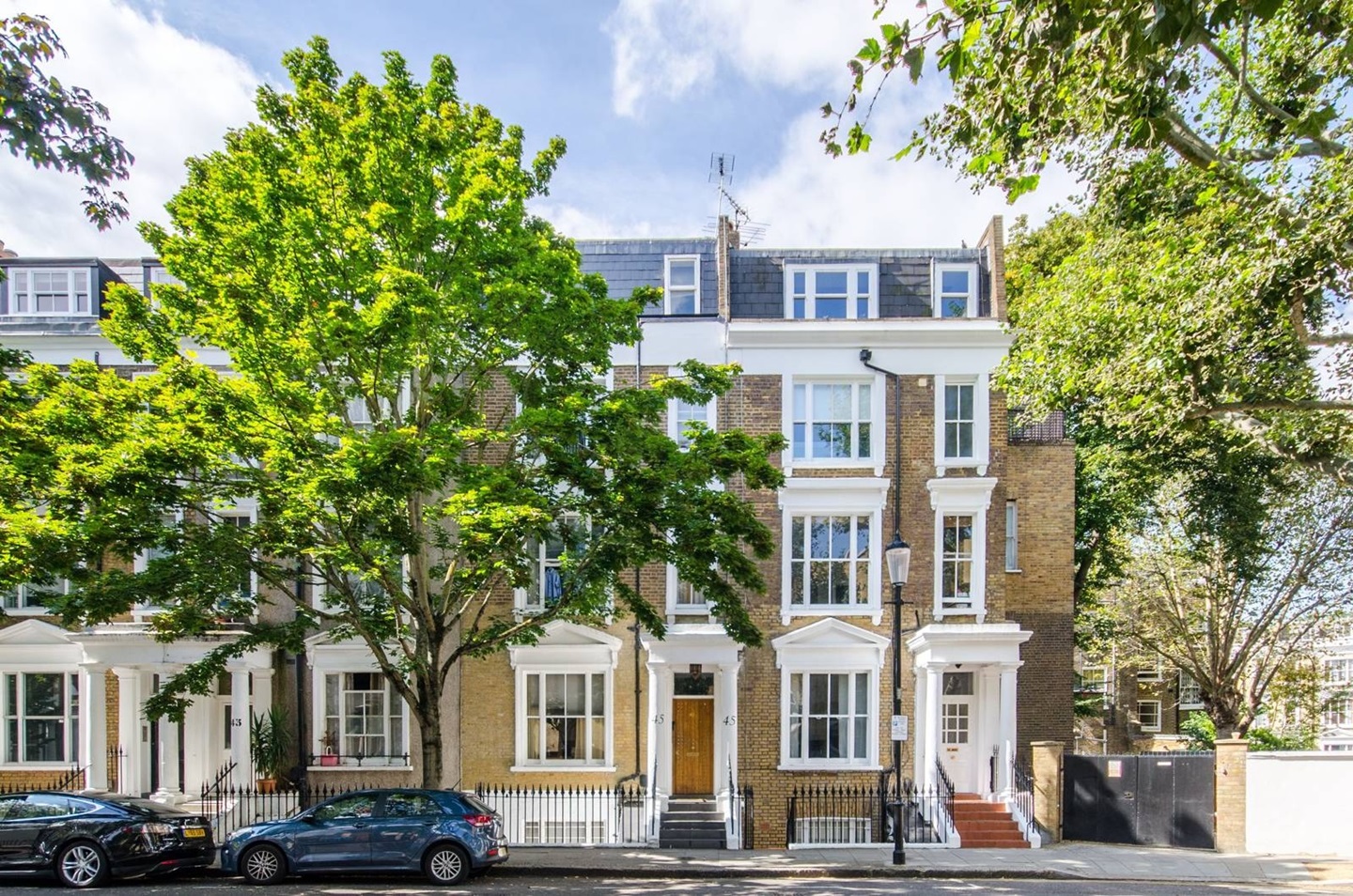 1 Bed Flat, Kempsford Gardens, SW5, N1 7GU
