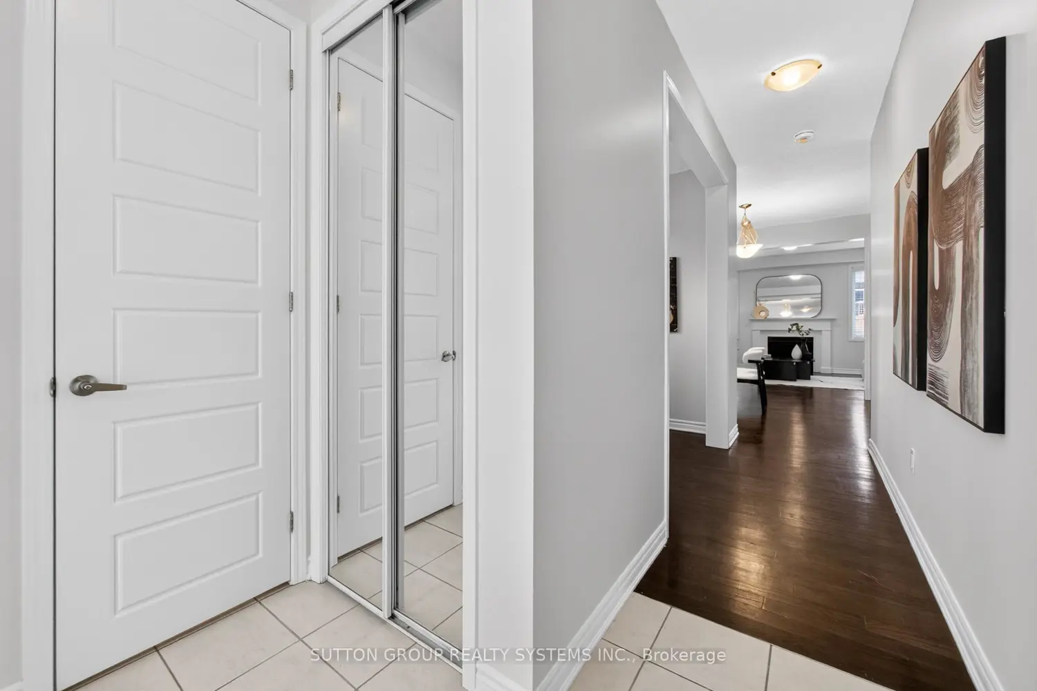 Additional image 5 of 693 Doon South Drive