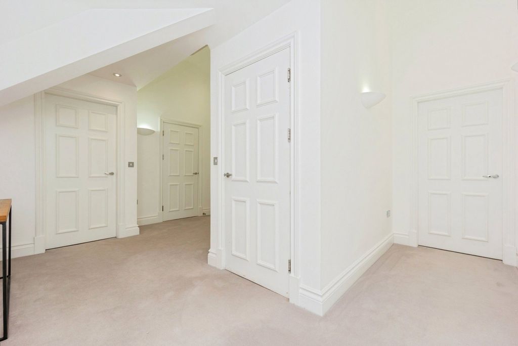 Additional image 12 of 2 bed flat for saleSt. Hilarys Park, Alderley Edge, Cheshire SK9