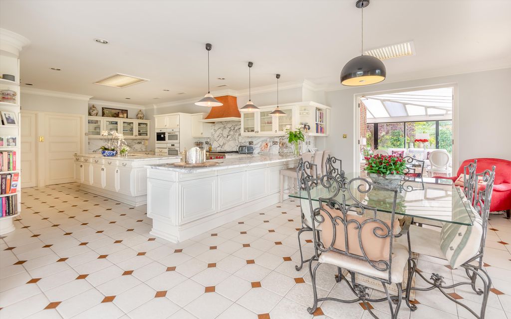 Additional image 2 of 7 bed detached house for saleMoney Row Green, Holyport, Berkshire SL6