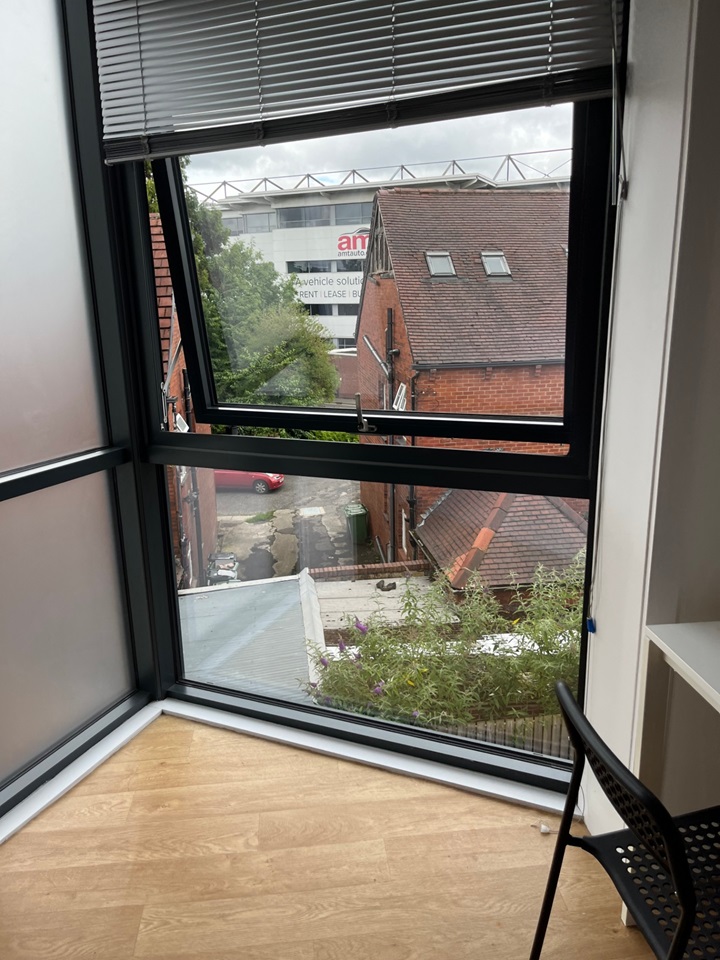 Additional image 5 of Studio Flat, St Michaeals Lane, LS6, N1 7GU