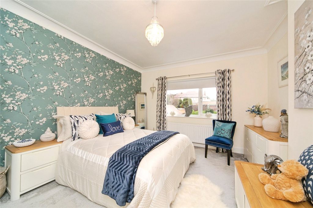 Additional image 7 of 2 bed flat for saleMaesdu Avenue, Llandudno, Conwy LL30