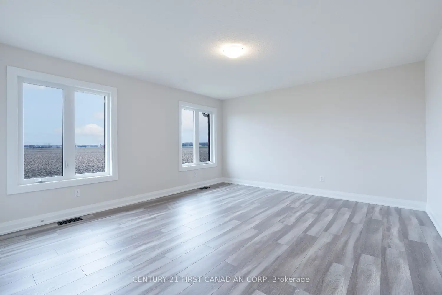 Additional image 16 of 240 Leitch Street