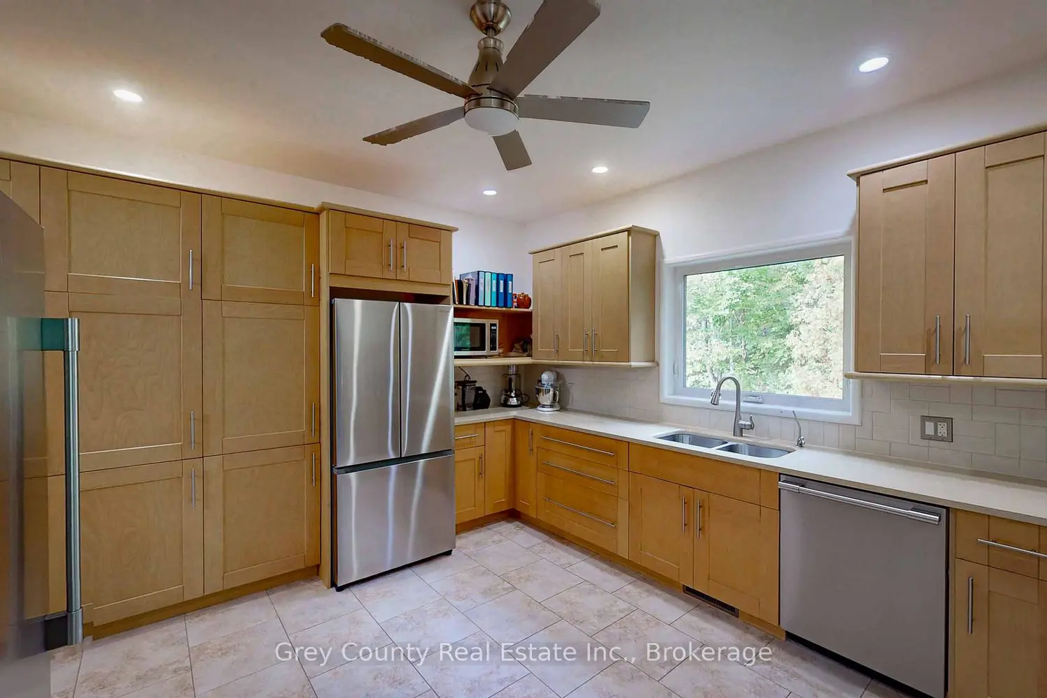 Additional image 8 of 600417 Sideroad 50